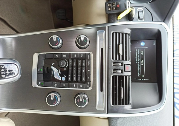 Volvo XC 60 cena 60900 przebieg: 261000, rok produkcji 2014 z Rzeszów małe 436